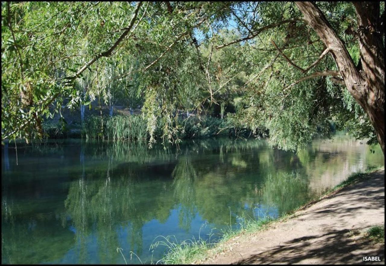 Вилла La Casa Del Rio Pedralba Экстерьер фото